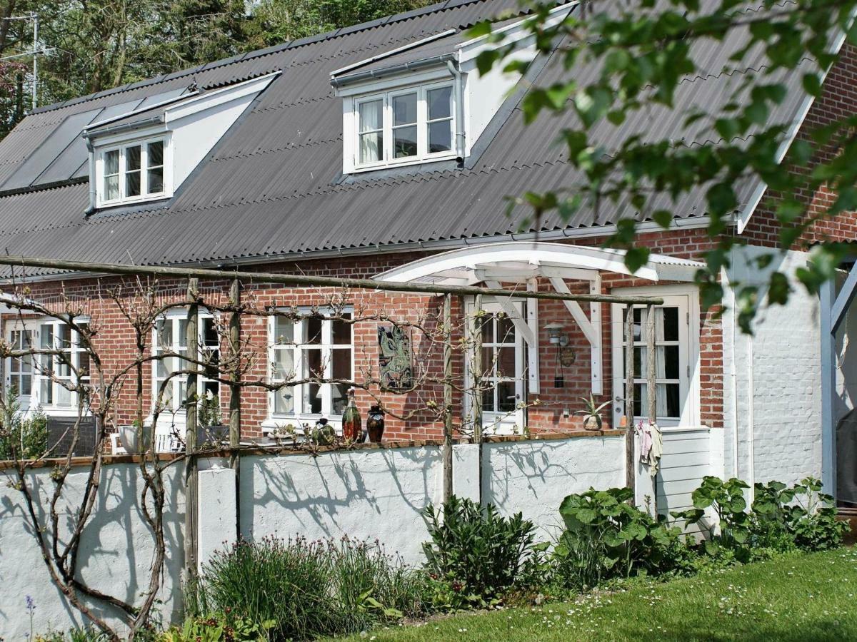 4 Person Holiday Home In Nex Langedeby Exteriér fotografie
